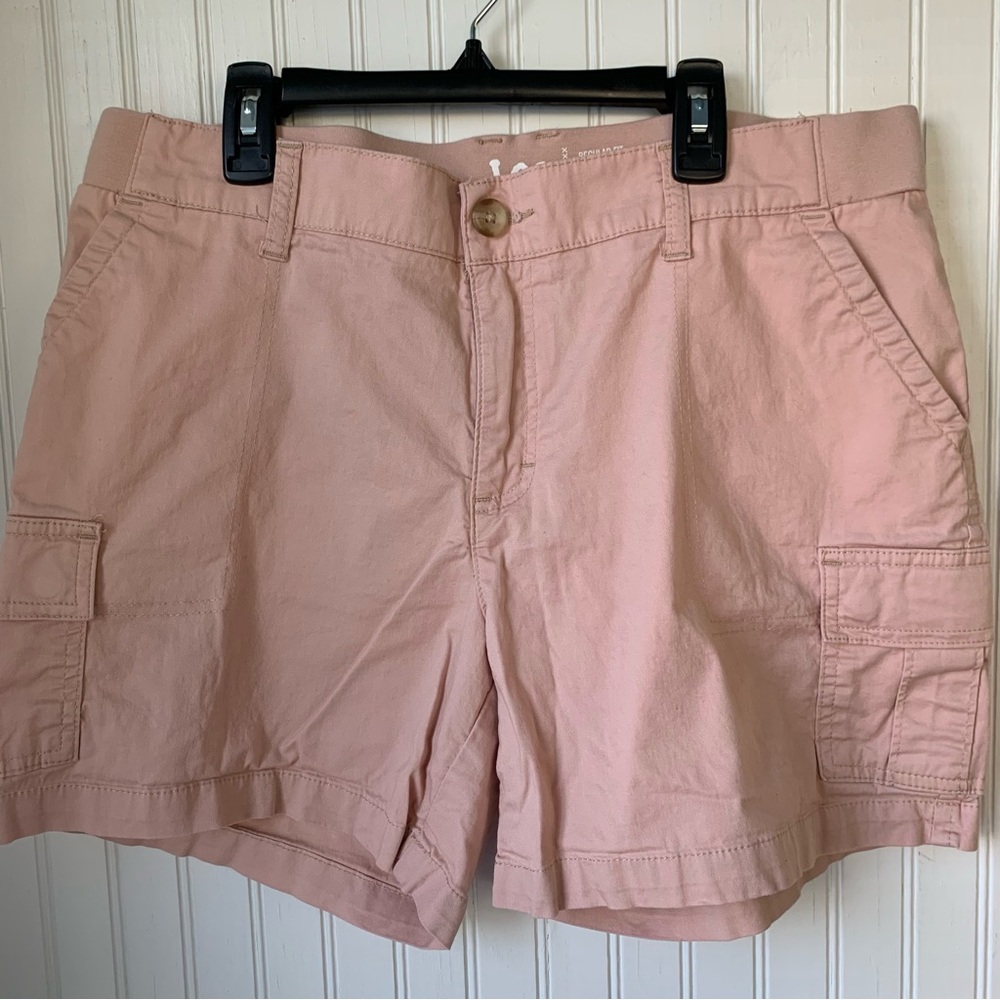 Lee Regular Fit, Short, Mid Rise (14 M) Blush color Cargo type with side pockets - Picture 2 of 6